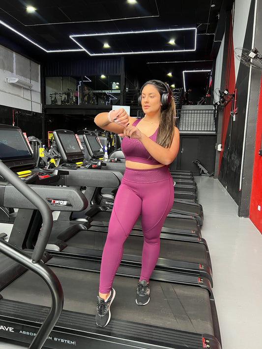 Empowering the Revolution of Plus Size Workout Clothes in Fitness Fashion - AcquaRosa